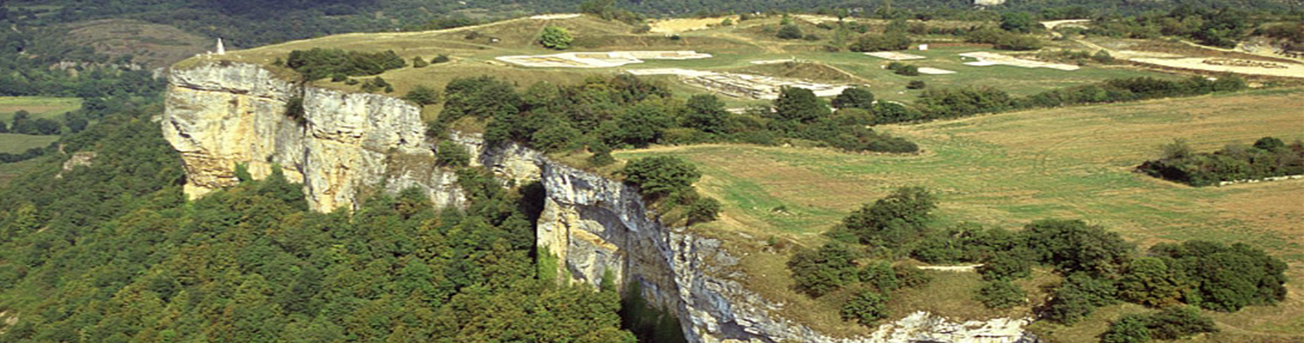 camping municipal hieres sur amby, à proximité des grottes de la balme, crémieu, lyon et perrouges