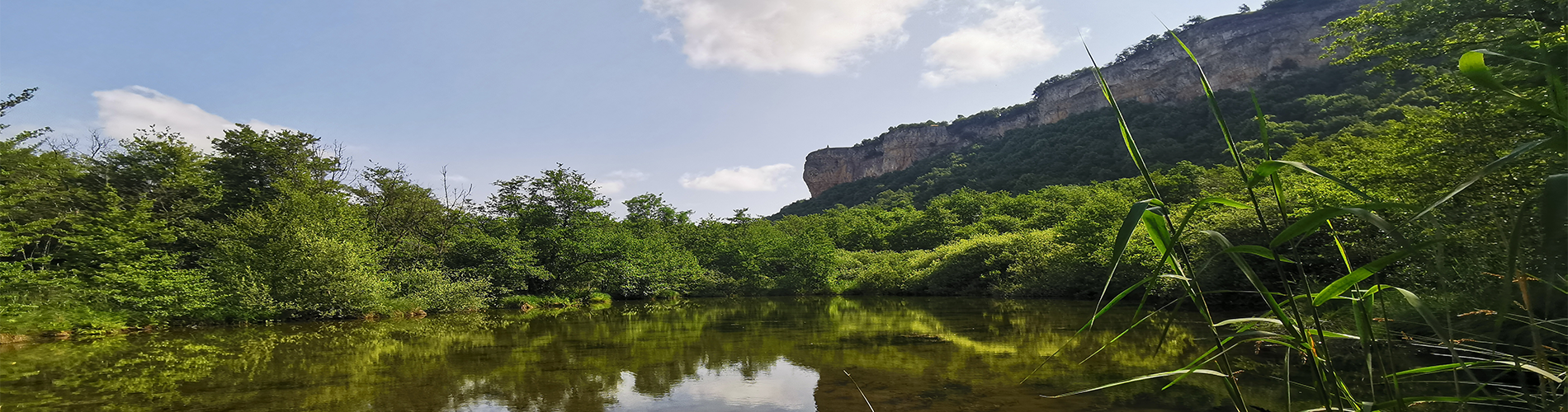 camping municipal hieres sur amby, à proximité des grottes de la balme, crémieu, lyon et perrouges